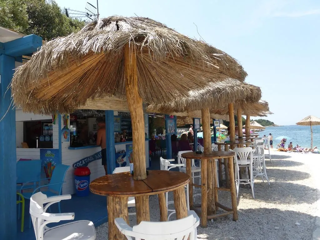 Apartment For Two 200M From The Beach Pula Croatia